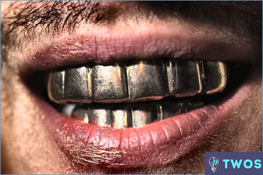 ¿Cómo Limpiar Oro Grillz En Casa?