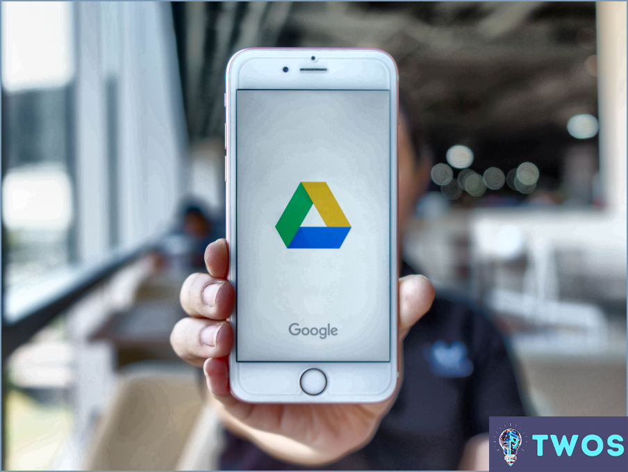 Cómo guardar vídeo de Google Drive para Iphone?