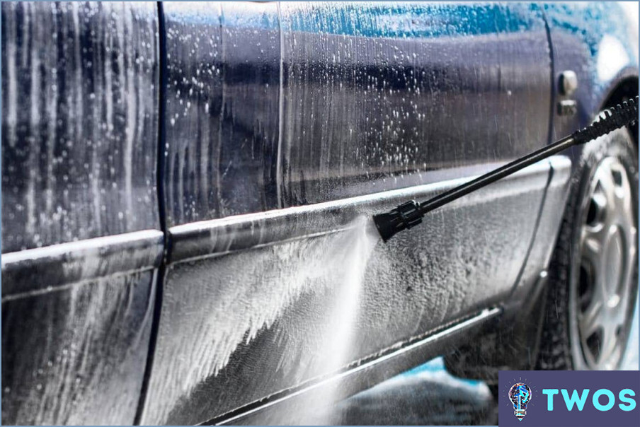 Cómo drenar el agua de la puerta del coche?