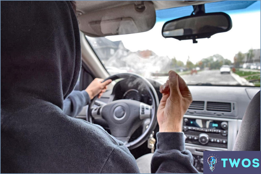 Cómo ventilar un coche después de Hotboxing?