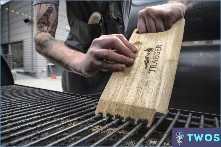 ¿Cómo limpiar las rejillas de la parrilla Traeger?