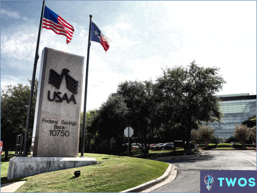 ¿Cómo puedo cancelar una transacción pendiente en USAA?